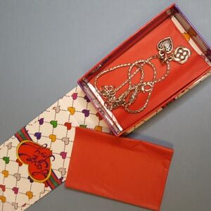 V-day ❤️ Brighton Silver necklace w 2 charms Reno Heart and Interlok w extension